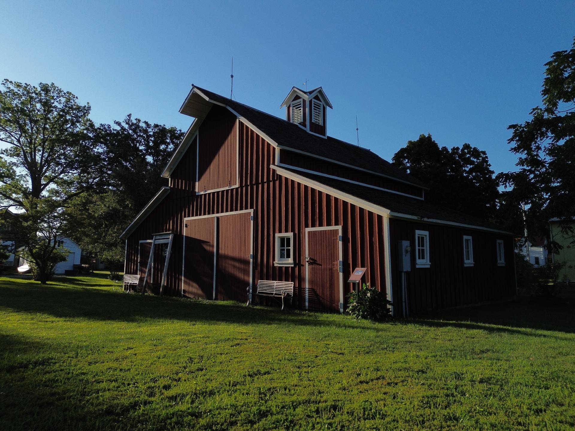 Prairie barn